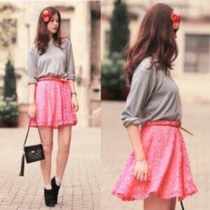 H&M Mini Skater Skirt Bright Pink Lace Exposed Zip